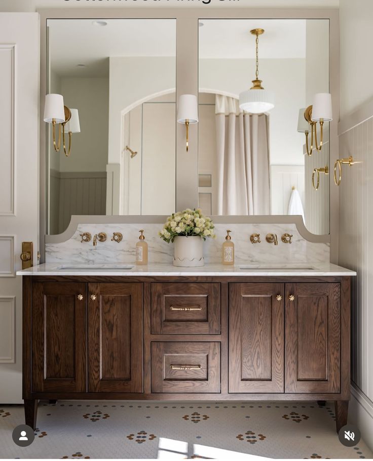 Flat-Front/Slab cabinet door style