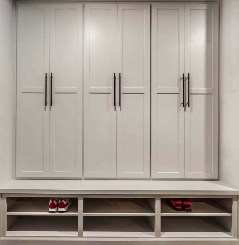 Read more about the article How to Make a One Piece Corner Cabinet Door (Simple Guide)